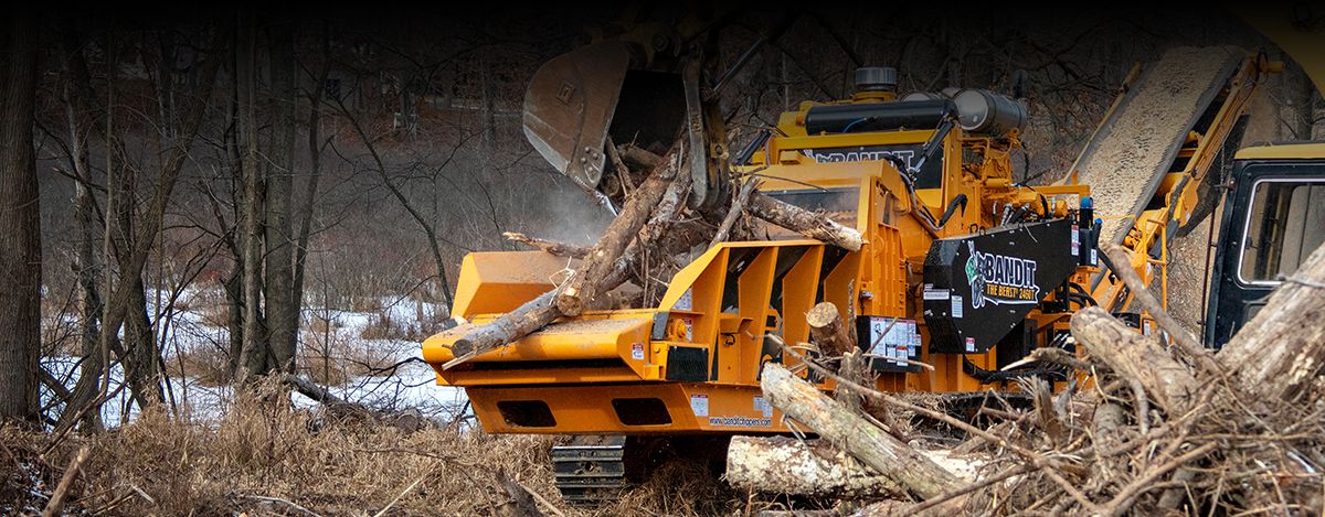 Horizontal Grinders vs Tub Grinders - Rotochopper