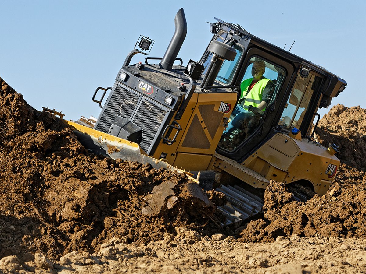 Cat D6 XE Dozer - OPERATOR Helpers