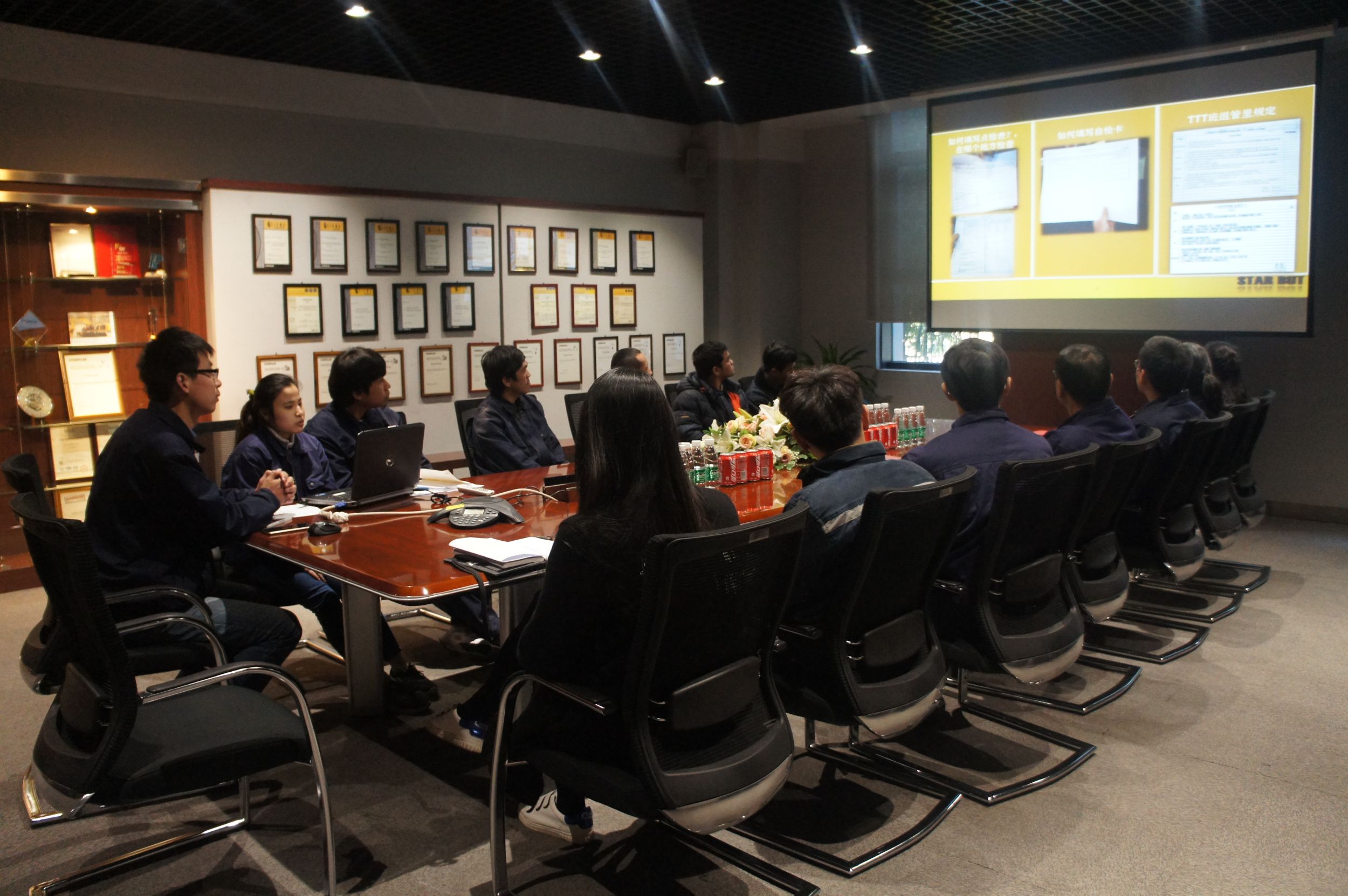 25年相伴相随：卡特彼勒携手巴特共同成长