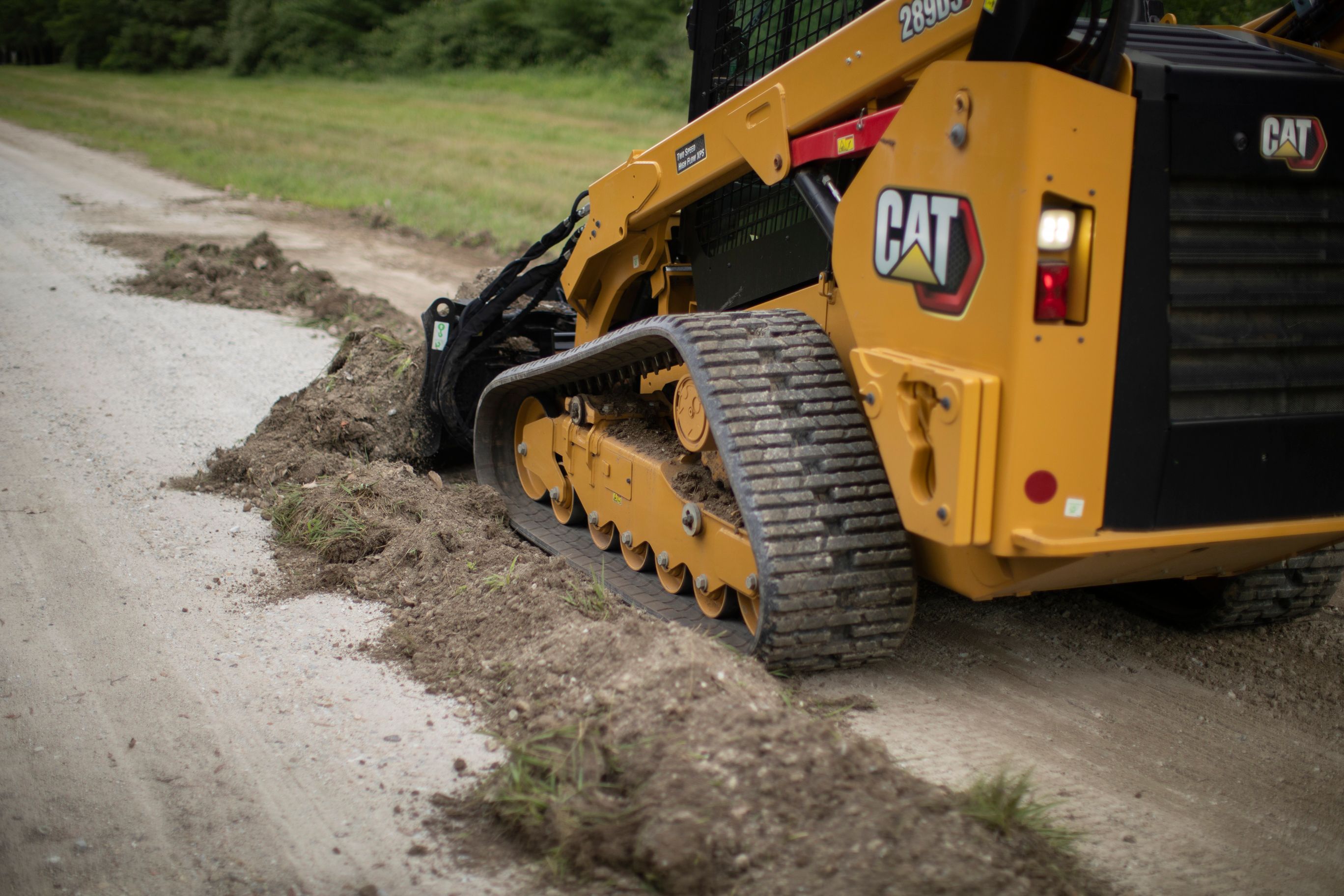 When to Replace Your Compact Track Loader's Rubber Tracks