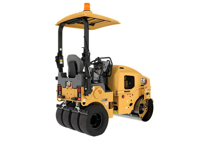 CC2.7combination tandem roller rear, right side
