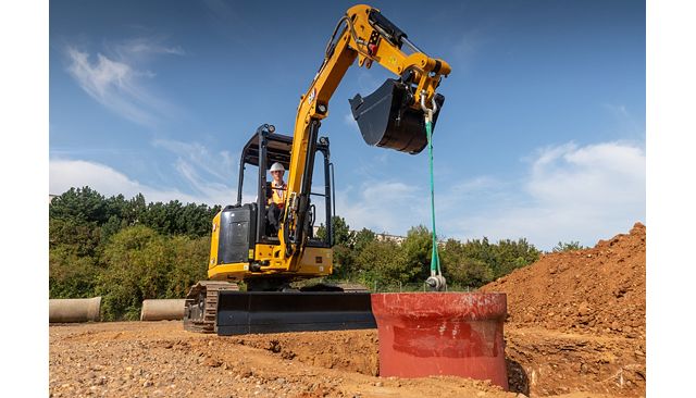302.7 CR Mini Excavator