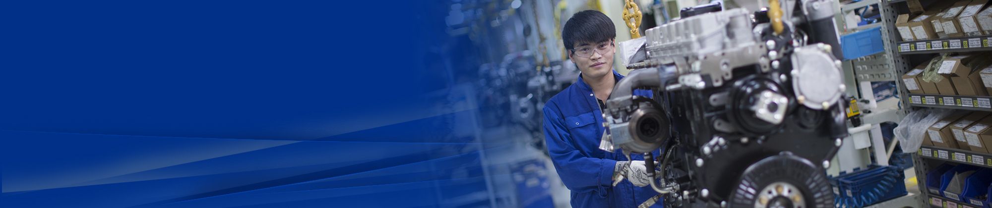 生产中的发动机