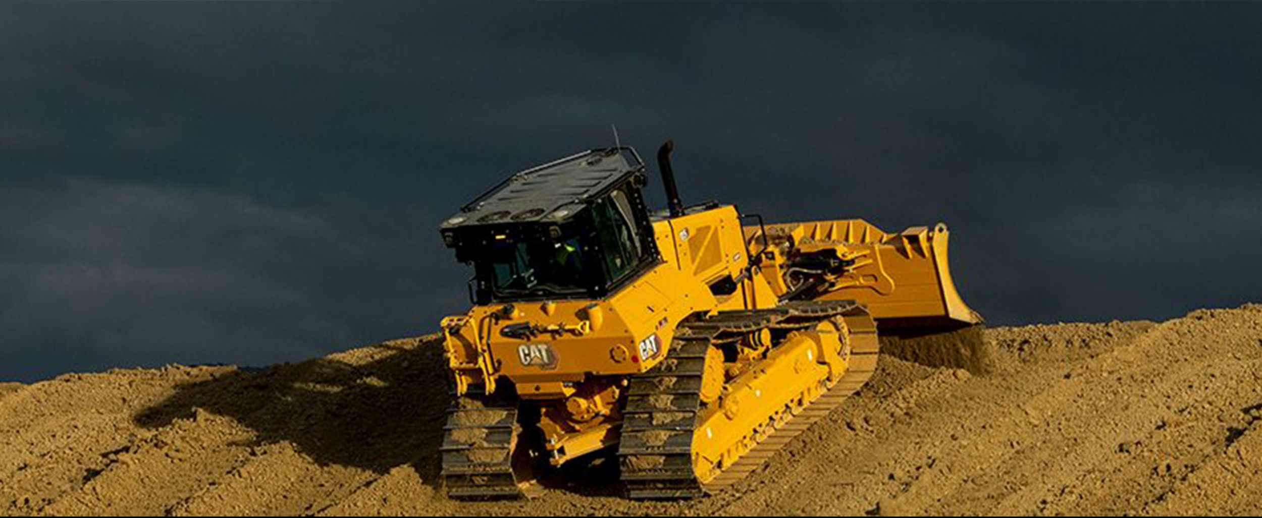 Cat® D5. Grande, forte, rápido e ágil.