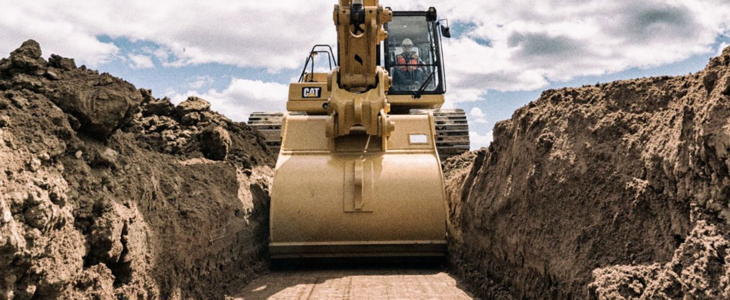 À MEDIDA QUE A ESCASSEZ DE OPERADORES CONTINUA, A TECNOLOGIA TENTA SUPRIR A LACUNA