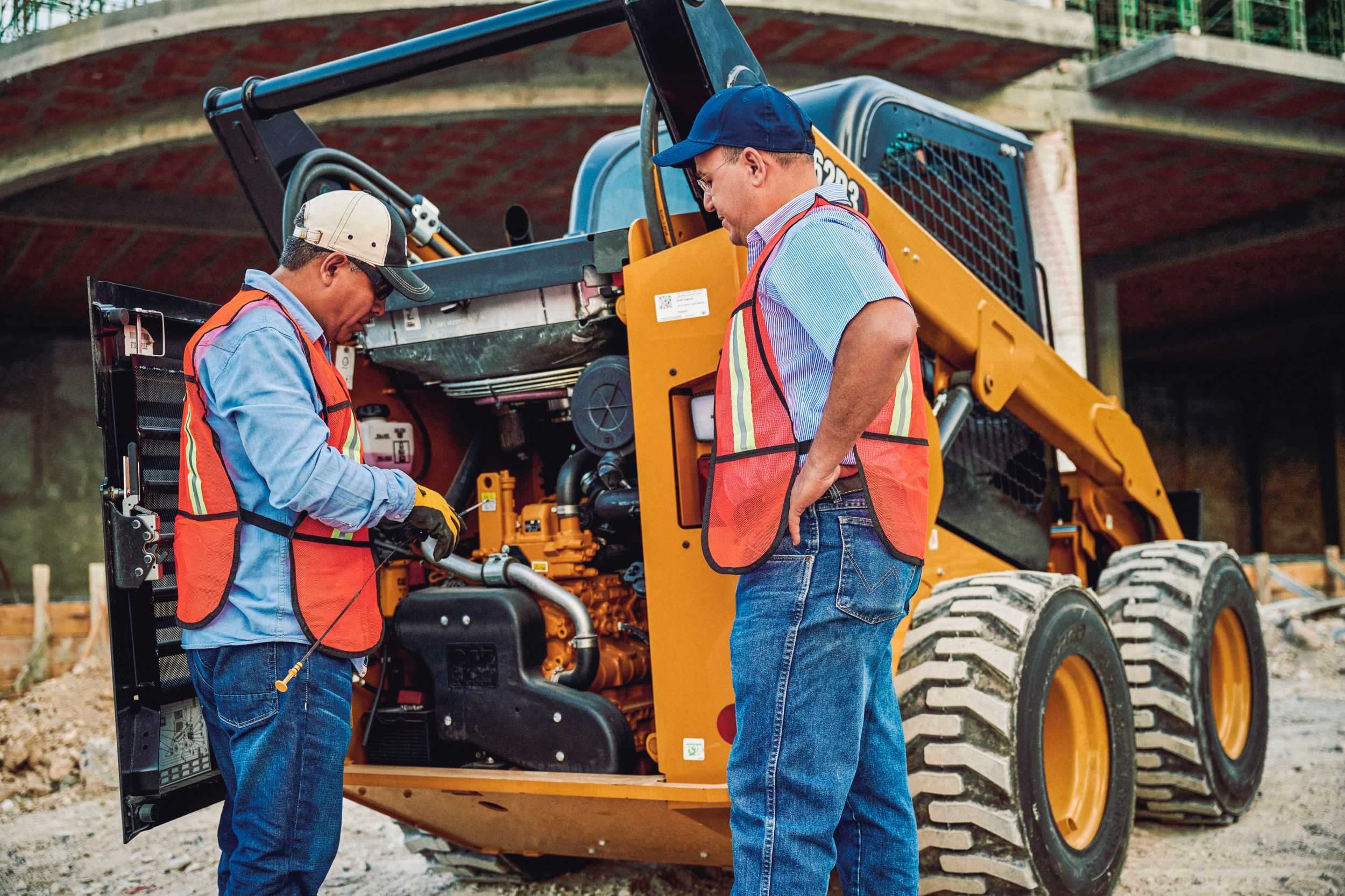 Recomendaciones para el mantenimiento de máquinas de construcción | Cat |  Caterpillar