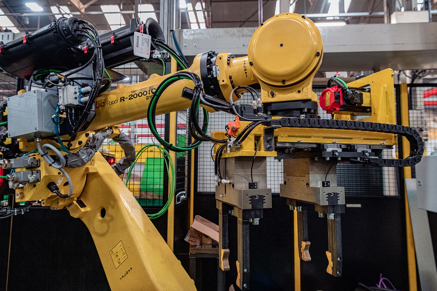 Robotic and computerised production lines