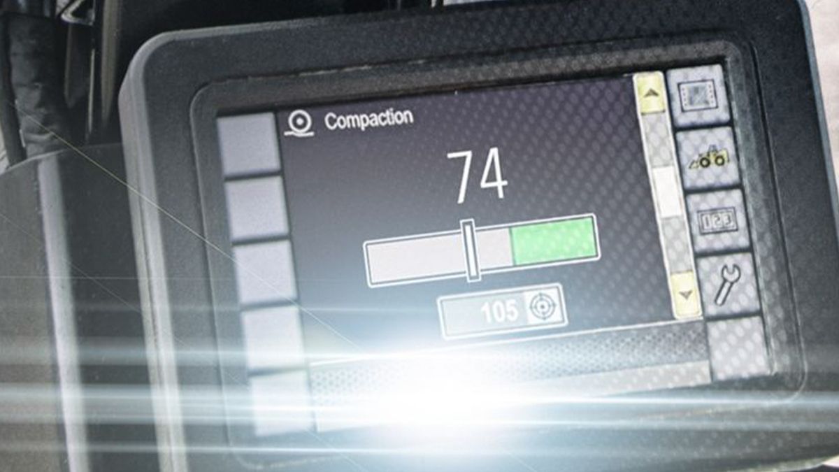 What Can Compaction Control Do for You? | Cat | Caterpillar