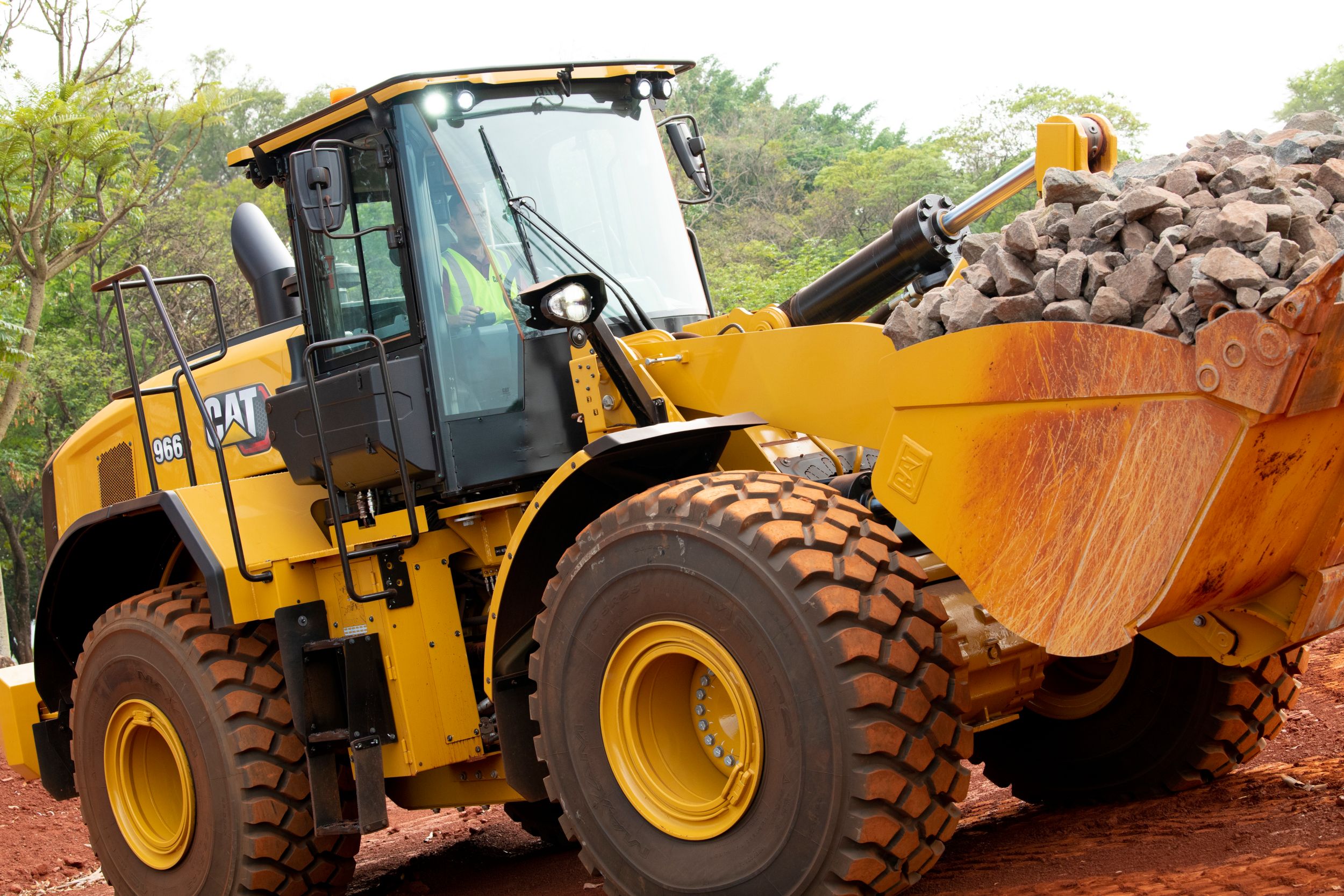 Medium Wheel Loaders 966