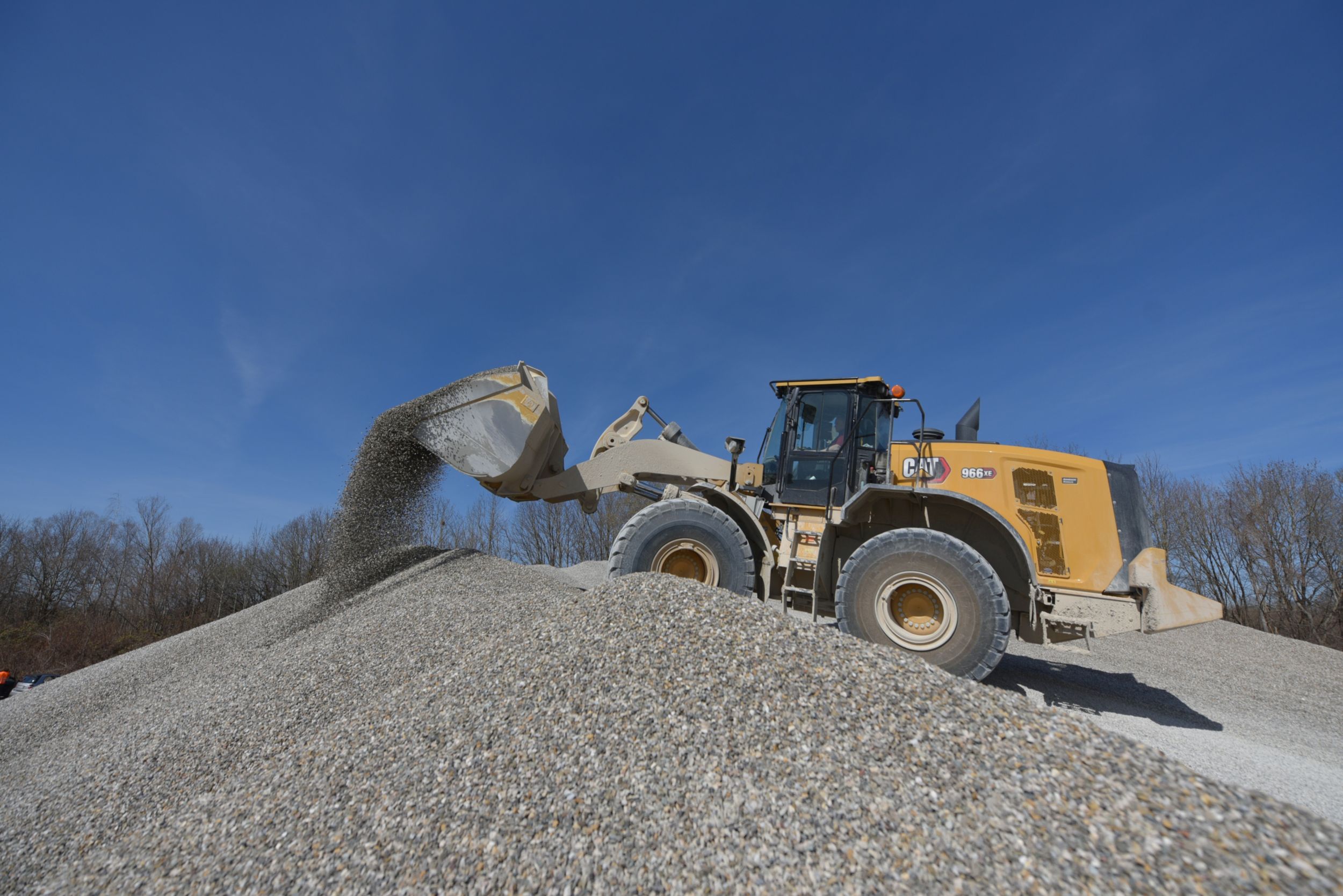 Medium Wheel Loaders 966 XE