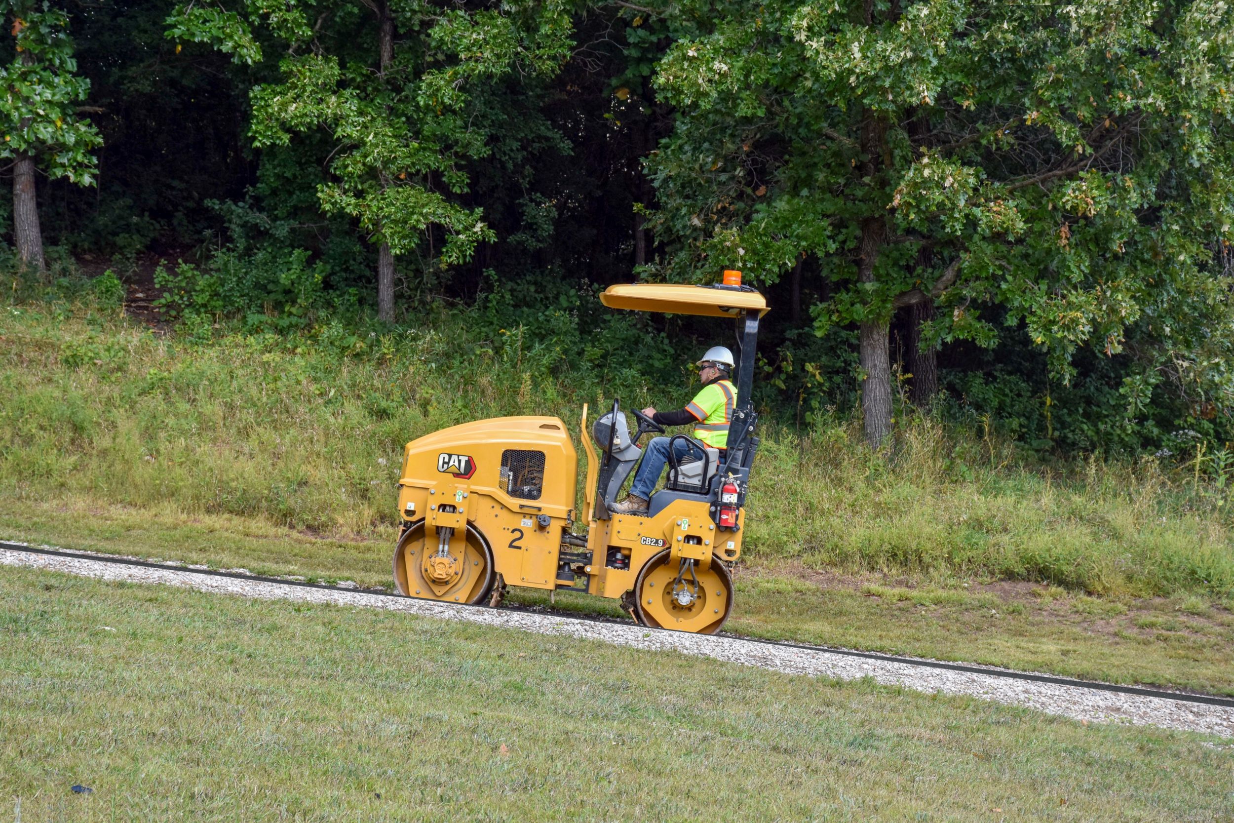 Tandem Vibratory Rollers CB4.0