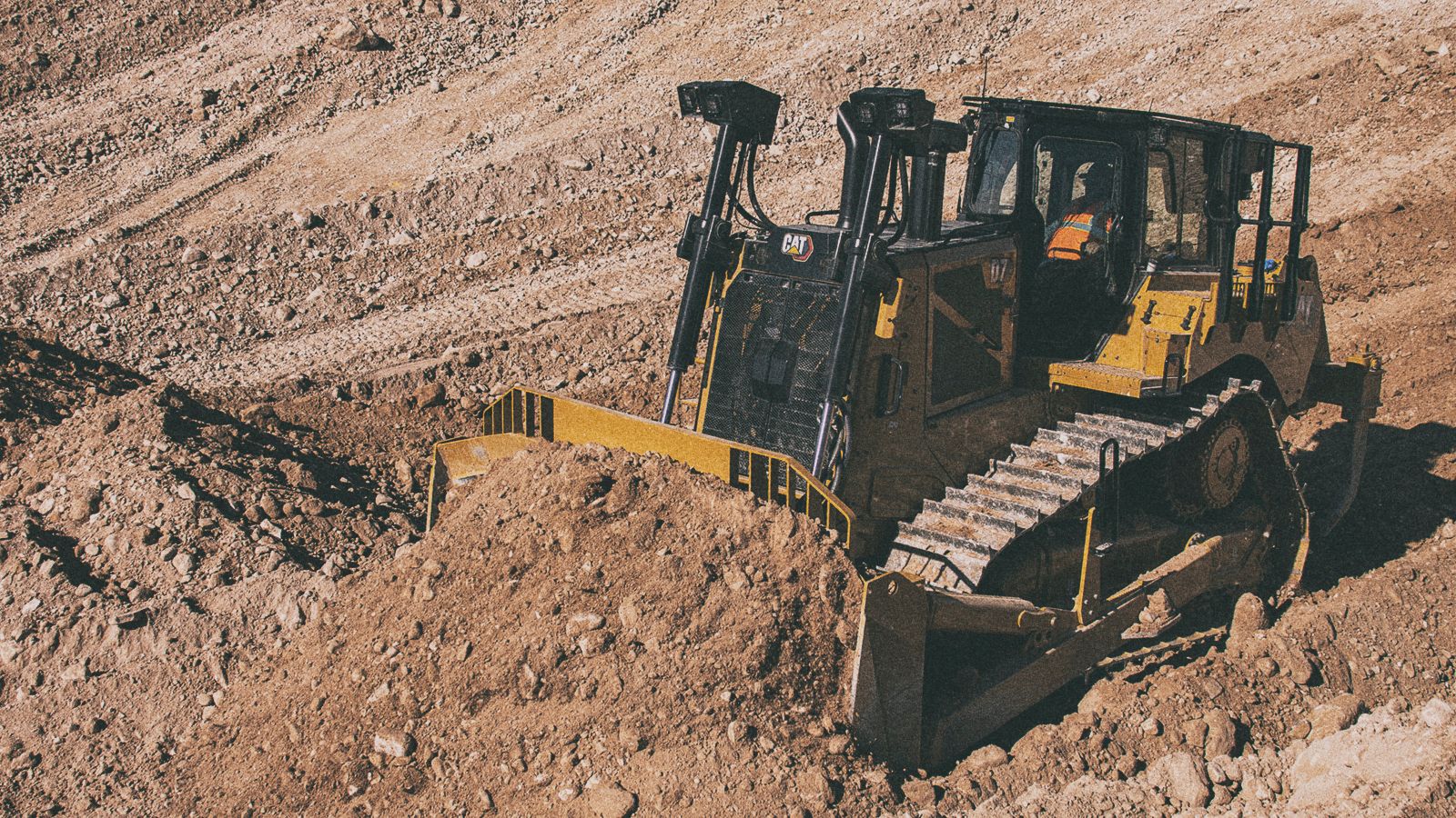 CAT® DOZER FAMILY