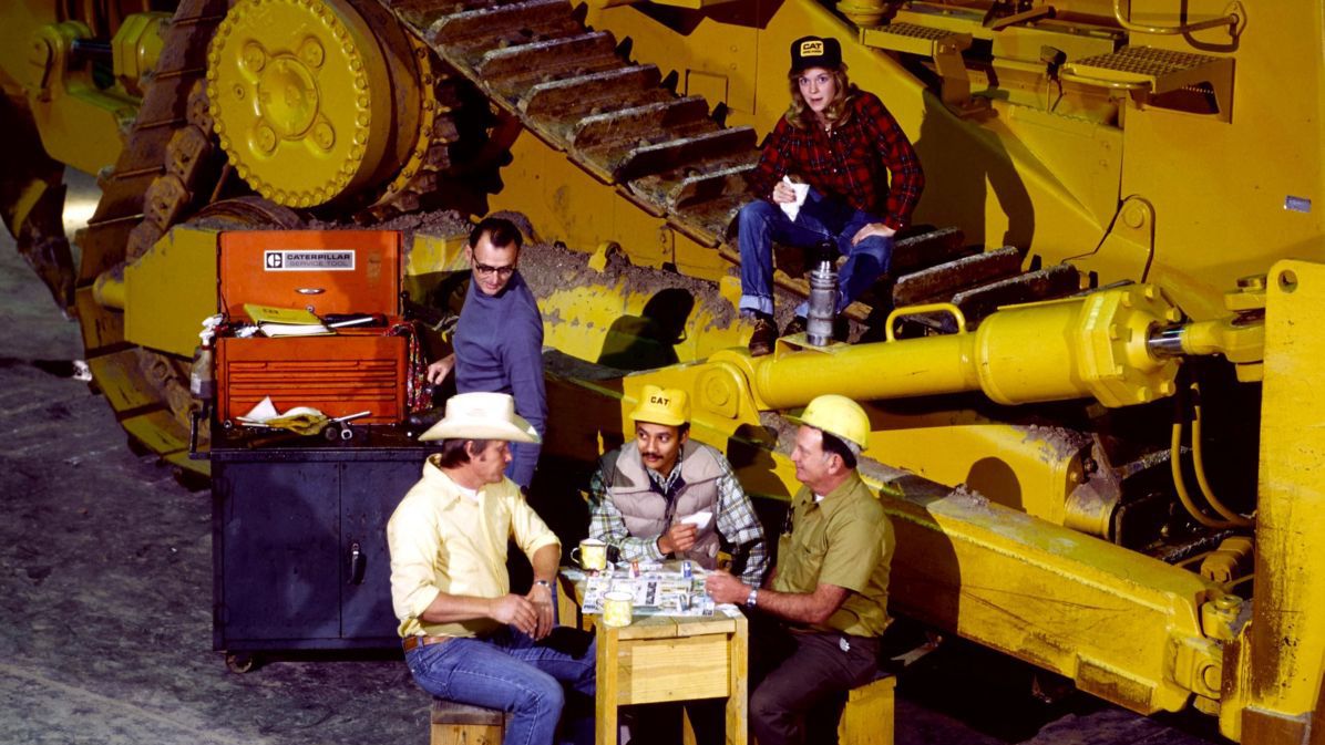 Caterpillar | 1980年代 Caterpillar | 1980年代