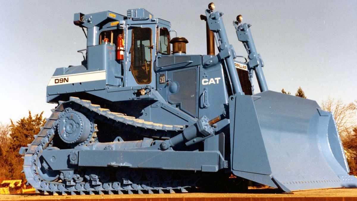 Caterpillar 1980s