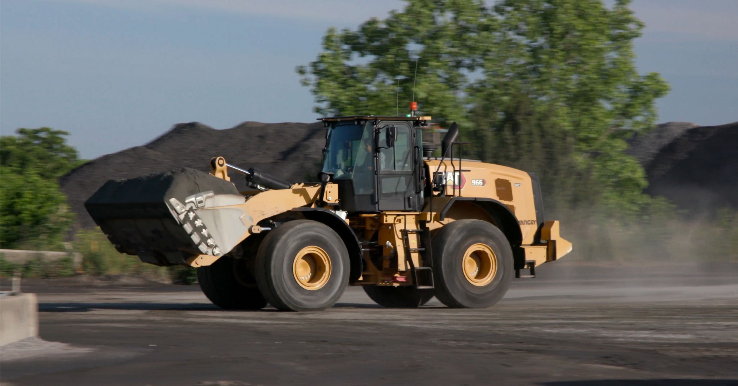 966 Wheel Loader | Cat | Caterpillar