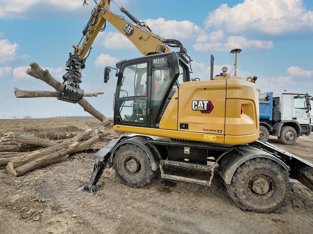 M315 Wheeled Excavator