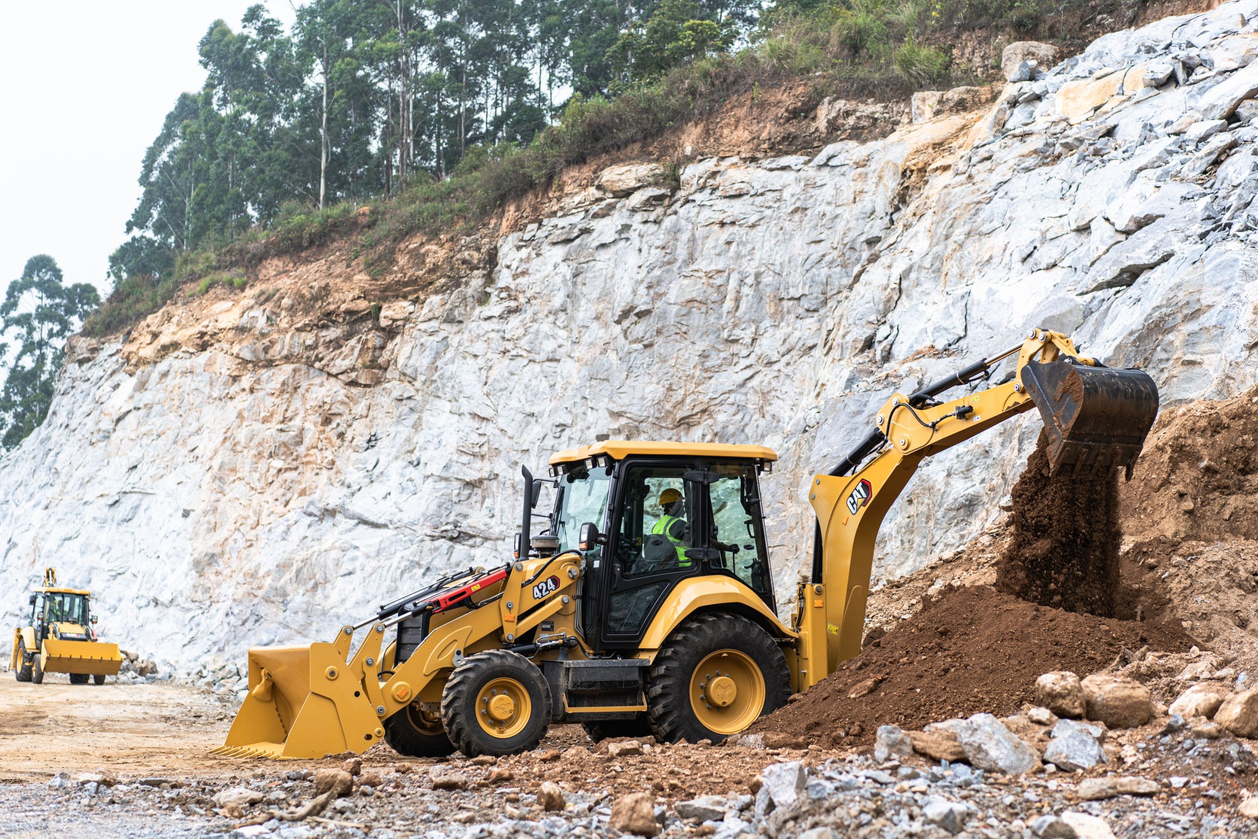 backhoe-loaders 424-2WD-4WD