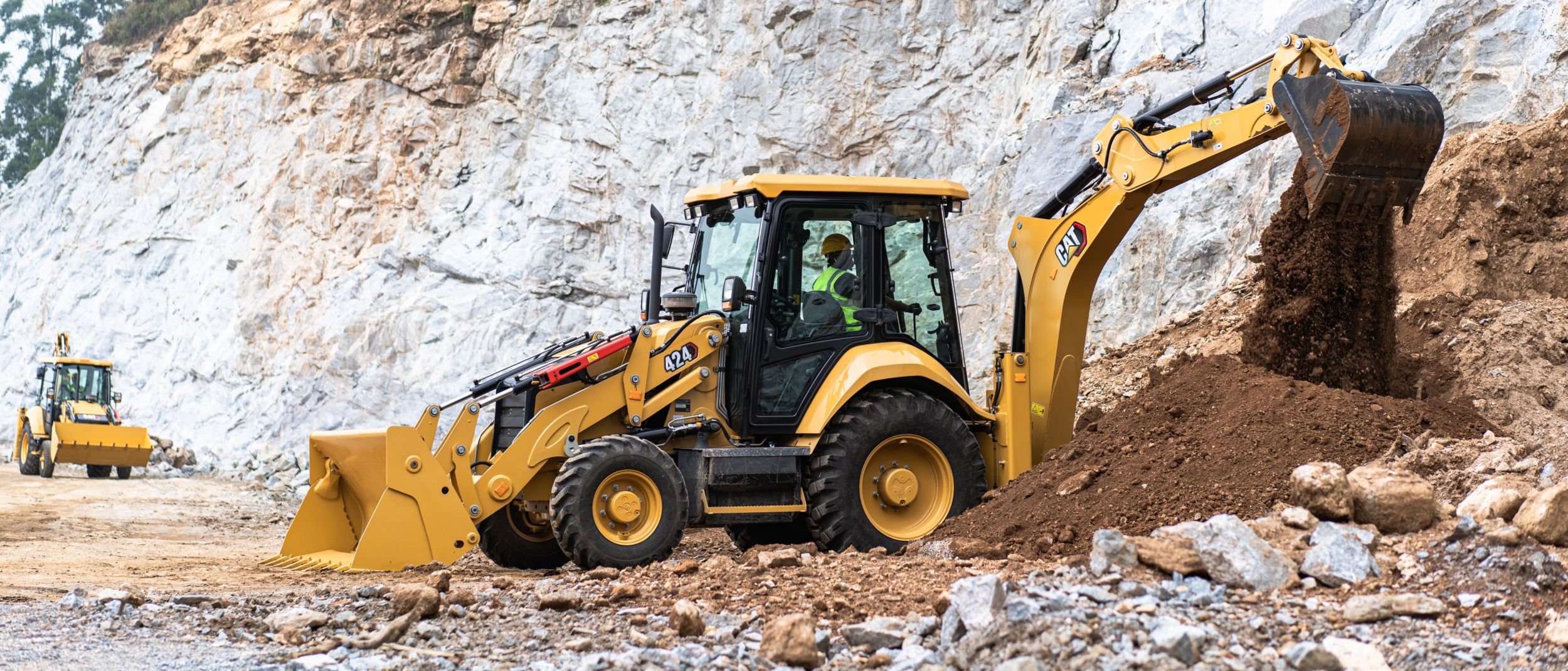 A Complete Design Transformation For The New Cat® 424 Backhoe Loader Delivers More Performance 5507