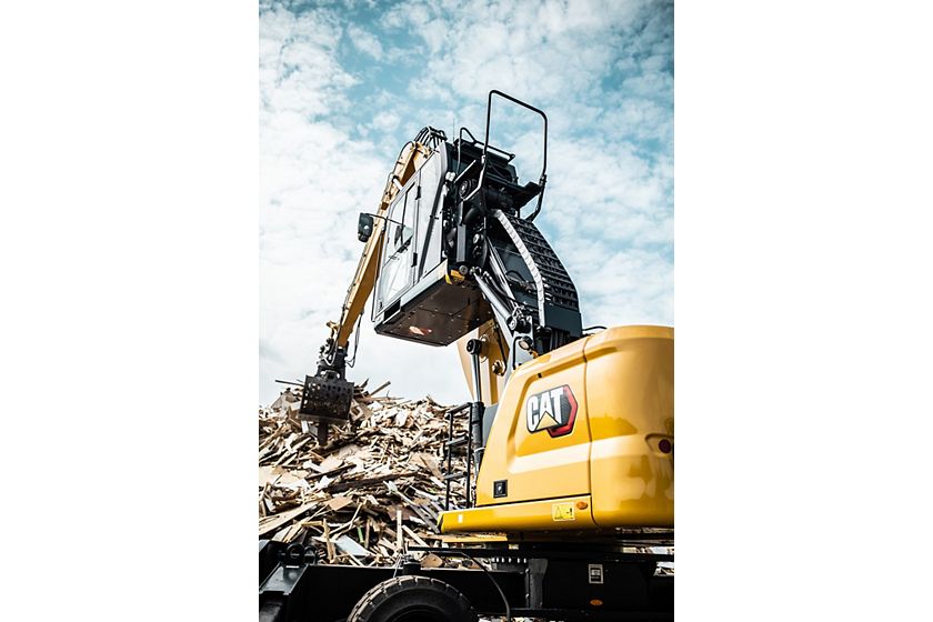MH3026 in a recycling application with cab riser