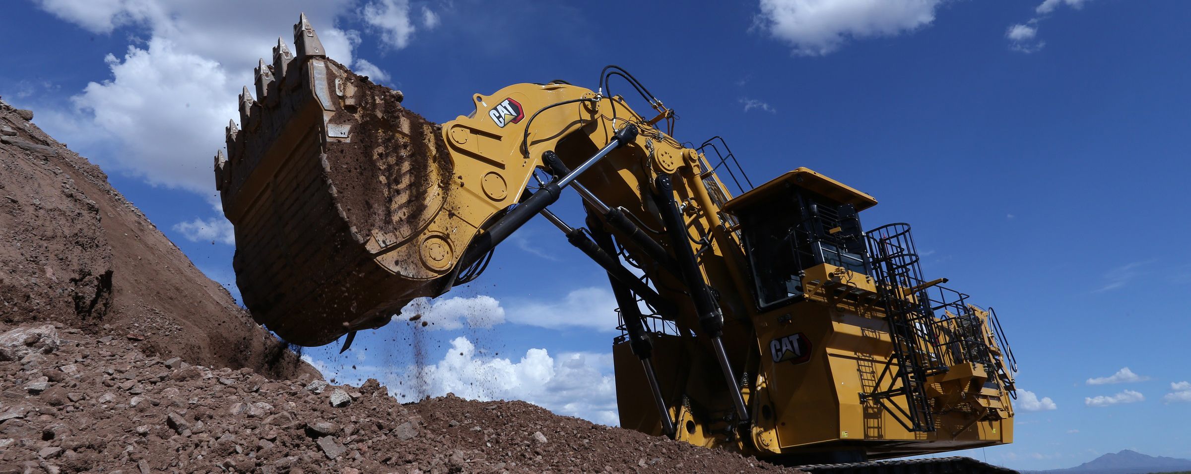 New Cat® 6040 Hydraulic Mining Shovel