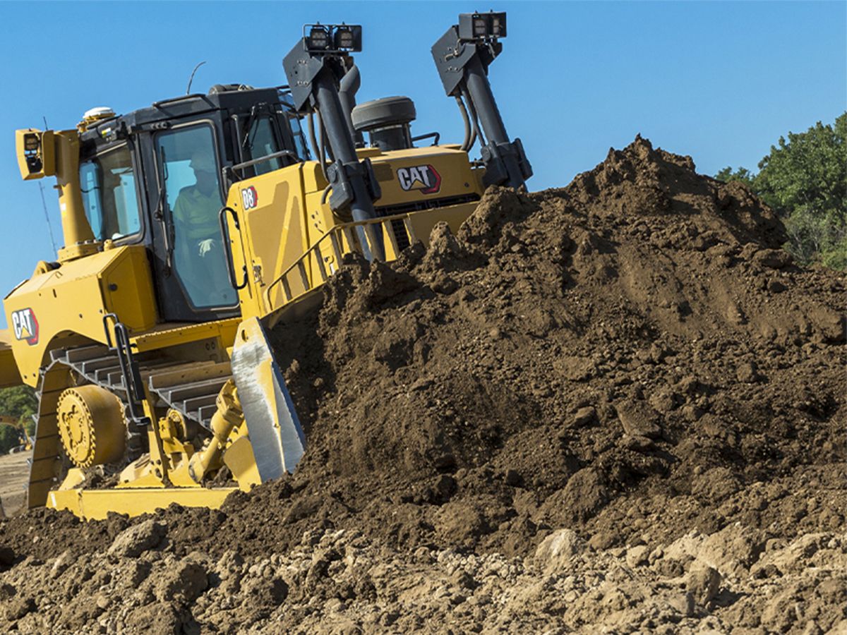 Cat D8 Dozer - EASY TO OPERATE