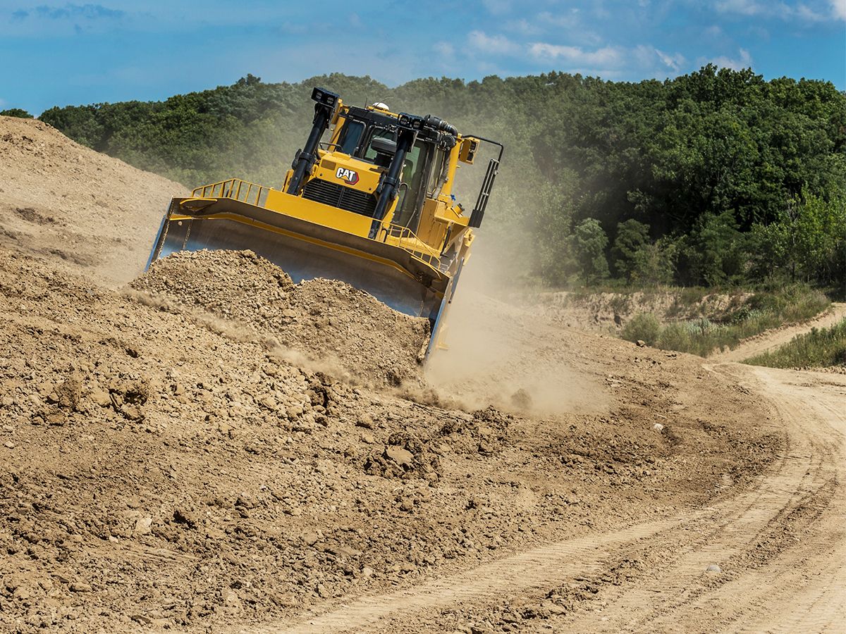 D8 dozer werkend op een wegenbouwproject