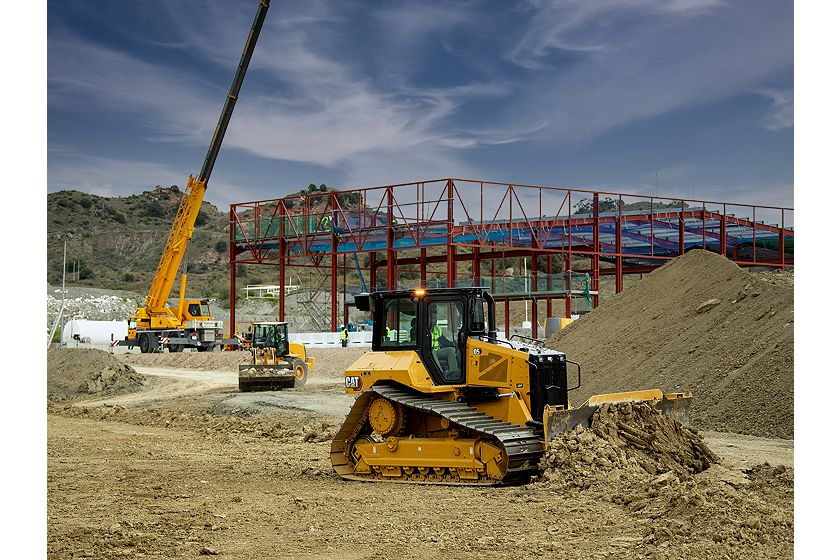 D5 Dozer Road Building