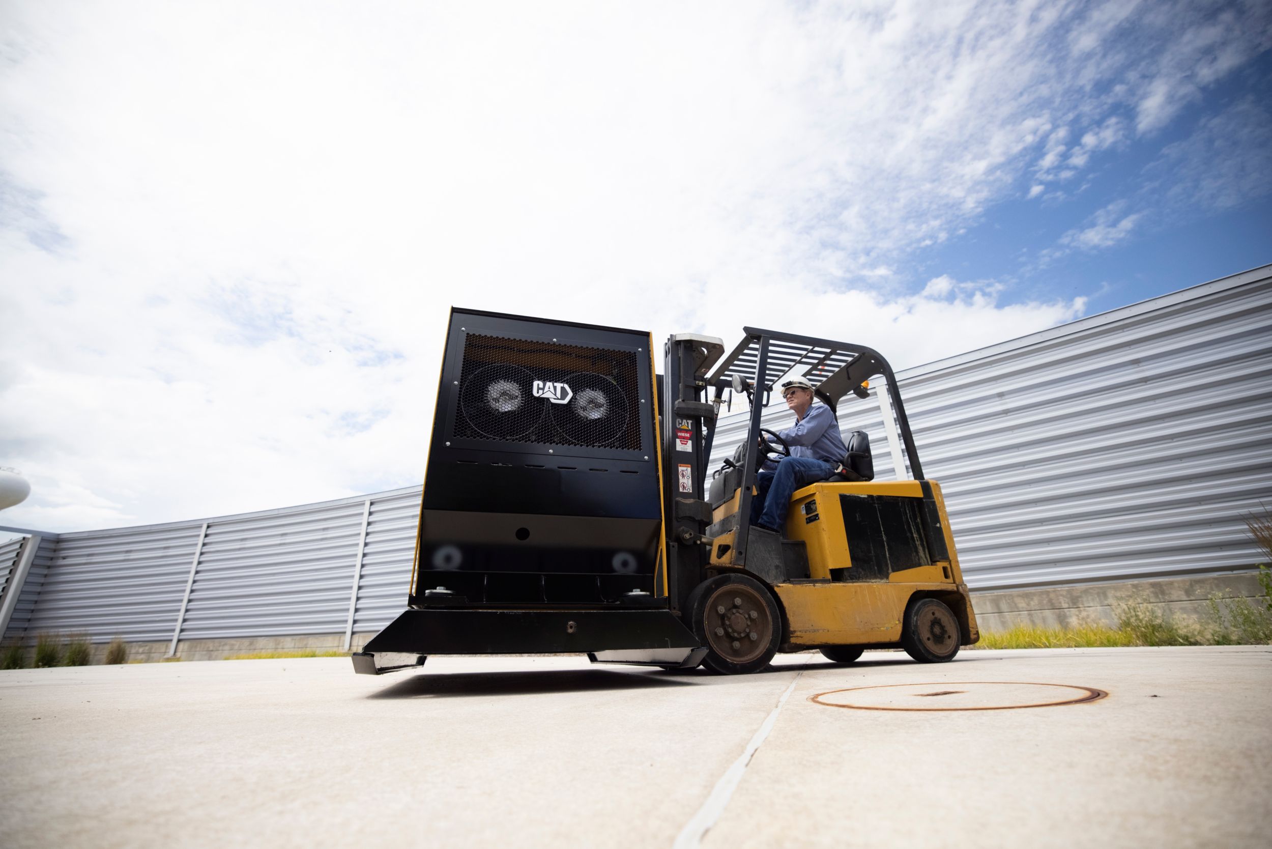 MEC500 移动设备充电器