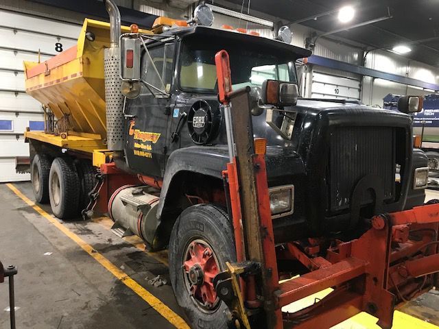 Company: Tanguay Excavation  Truck: 1985 Ford LT 900