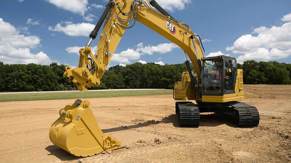 Switching Attachments On Your Excavator Monitor Cat Caterpillar