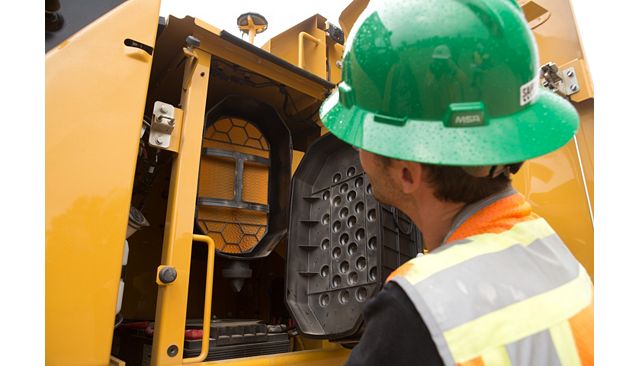Cat® 340 Hydraulic Excavator Easy and Economical Maintenance