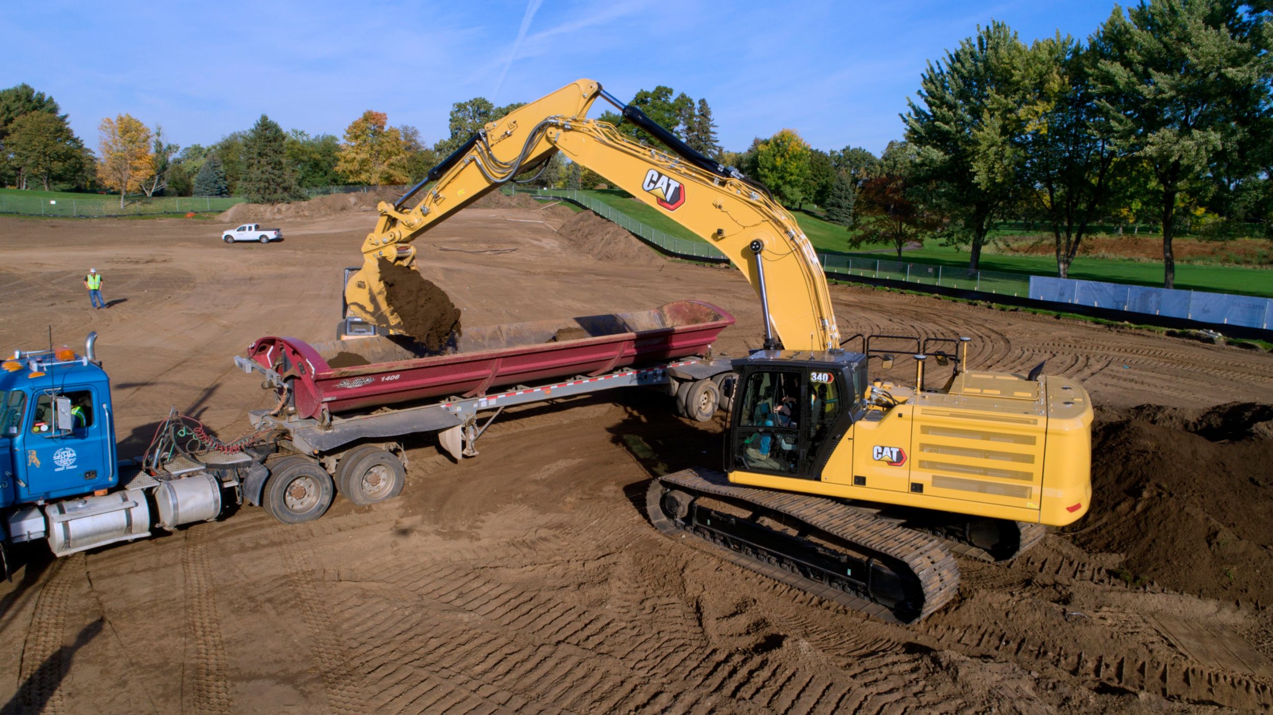 Large Excavators 340 - Tier 4 / Stage V