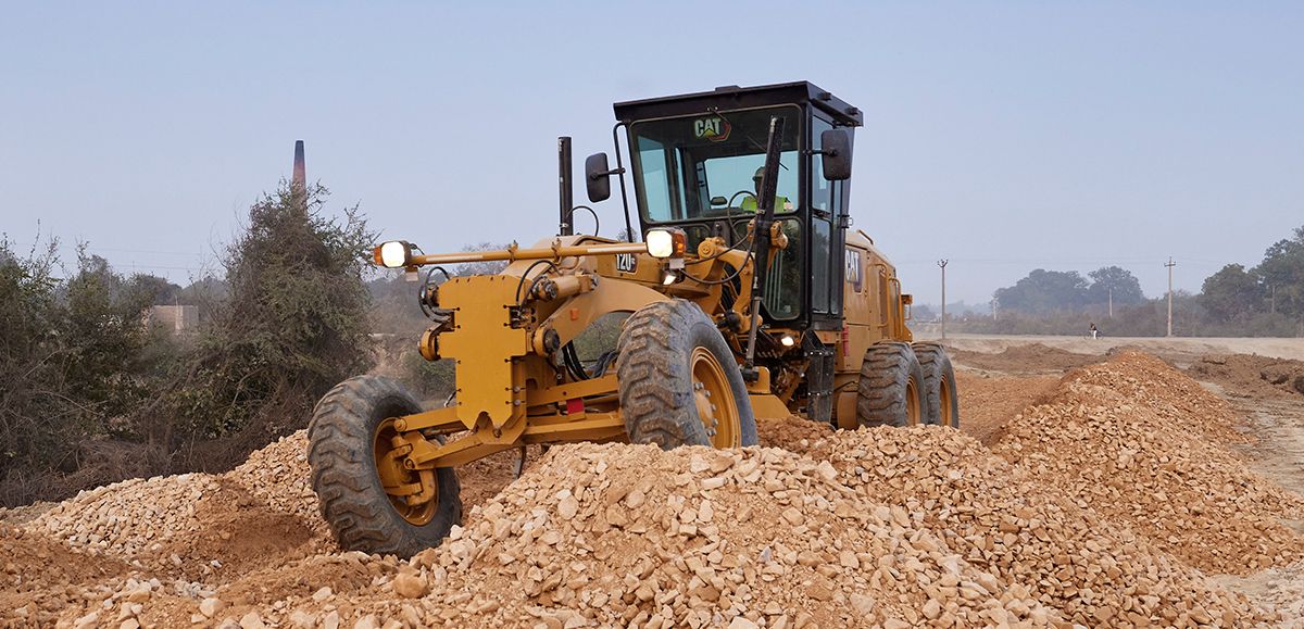 FIND THE RIGHT MOTOR GRADER FOR YOUR JOB 