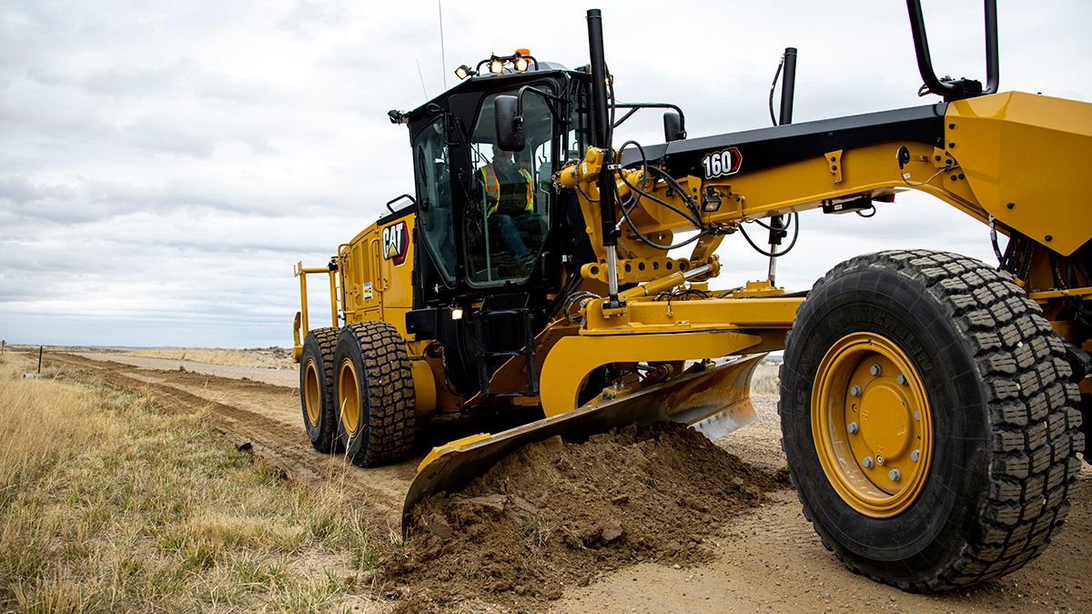 Reduce Machine Bounce With Stable Blade Cat Caterpillar