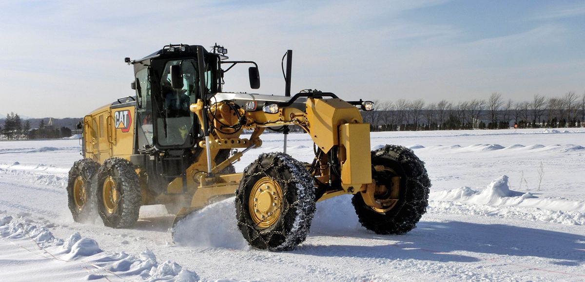 Become a motor grader pro with these moldboard positioning tips