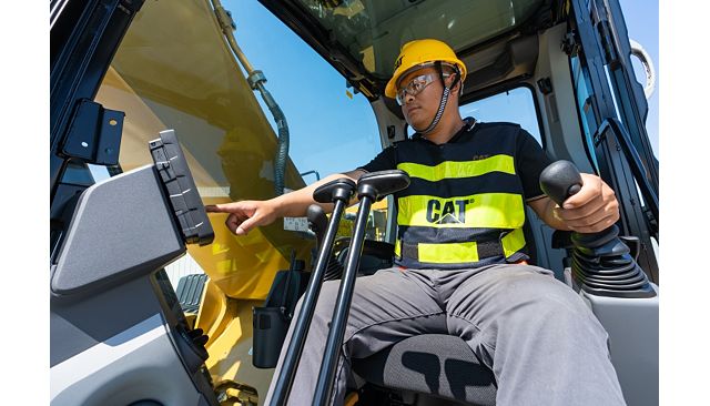 Cat 326 Hydraulic Excavator - SIMPLE TO OPERATE