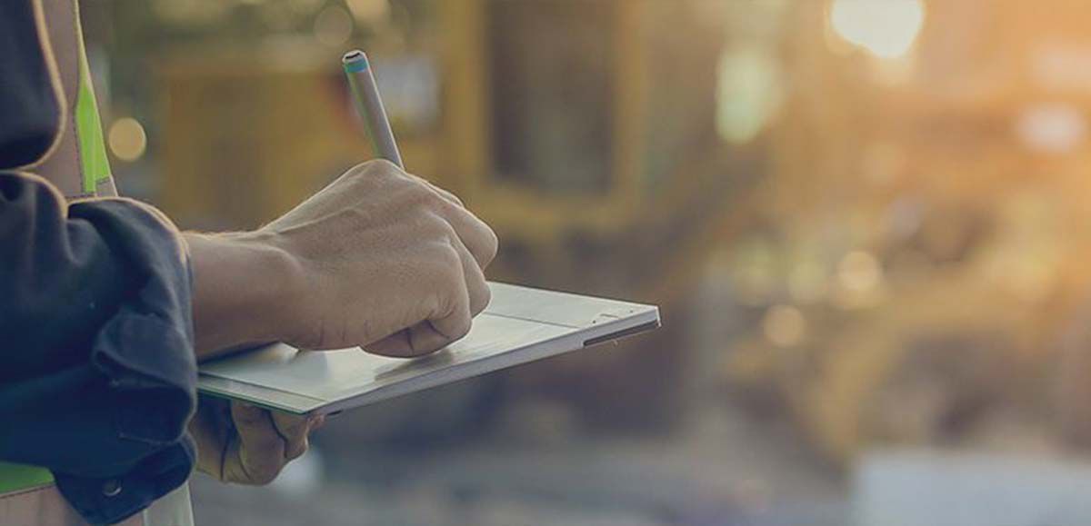 MAINTAIN AND REPAIR WITH EASE