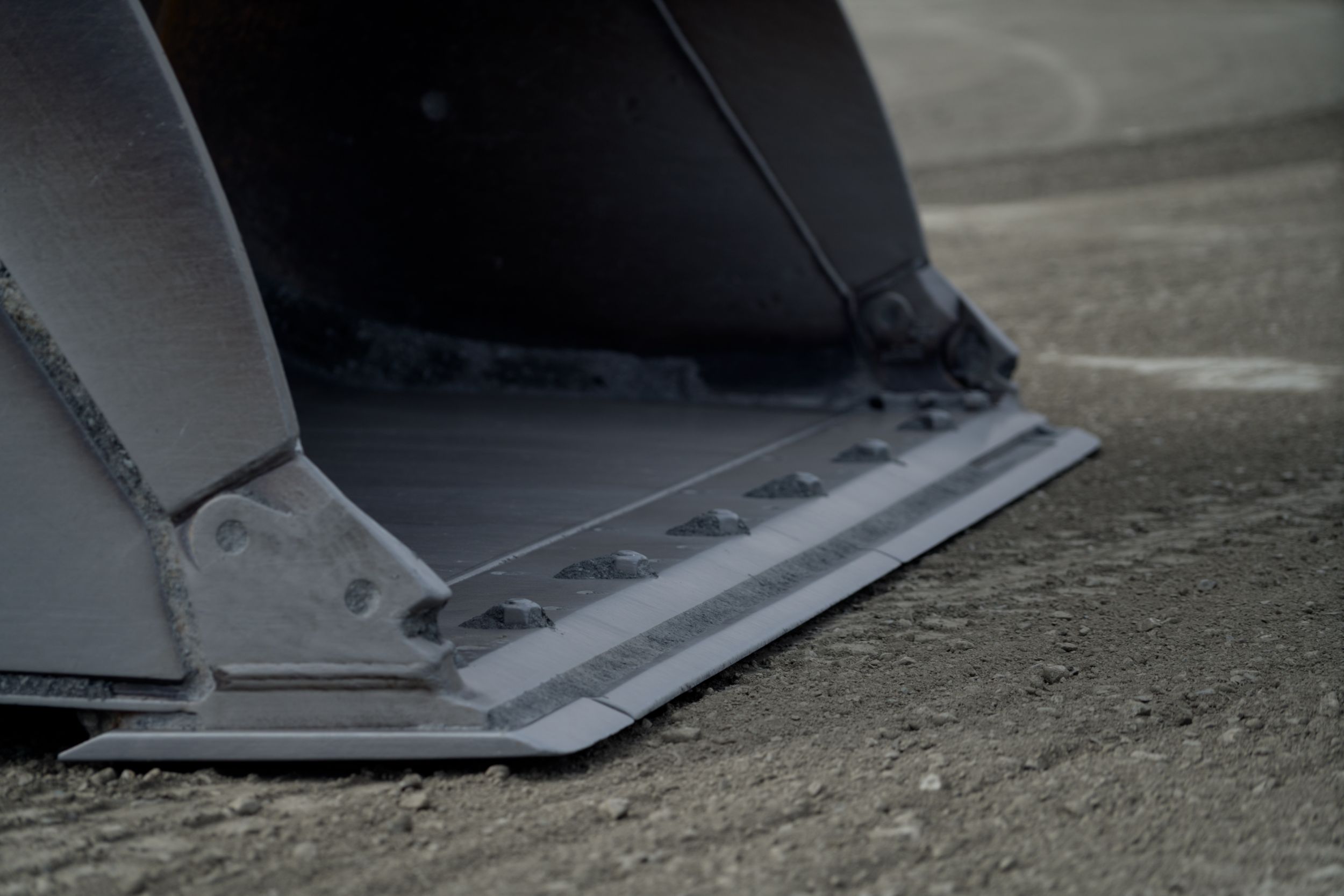 Base Edge on wheel loader bucket