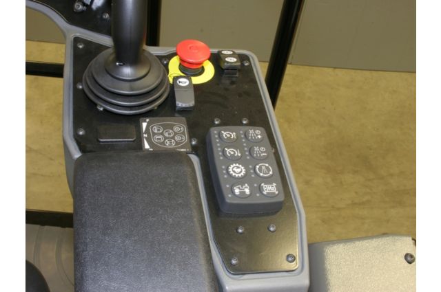 Simple to Operate, Easy to Learn
