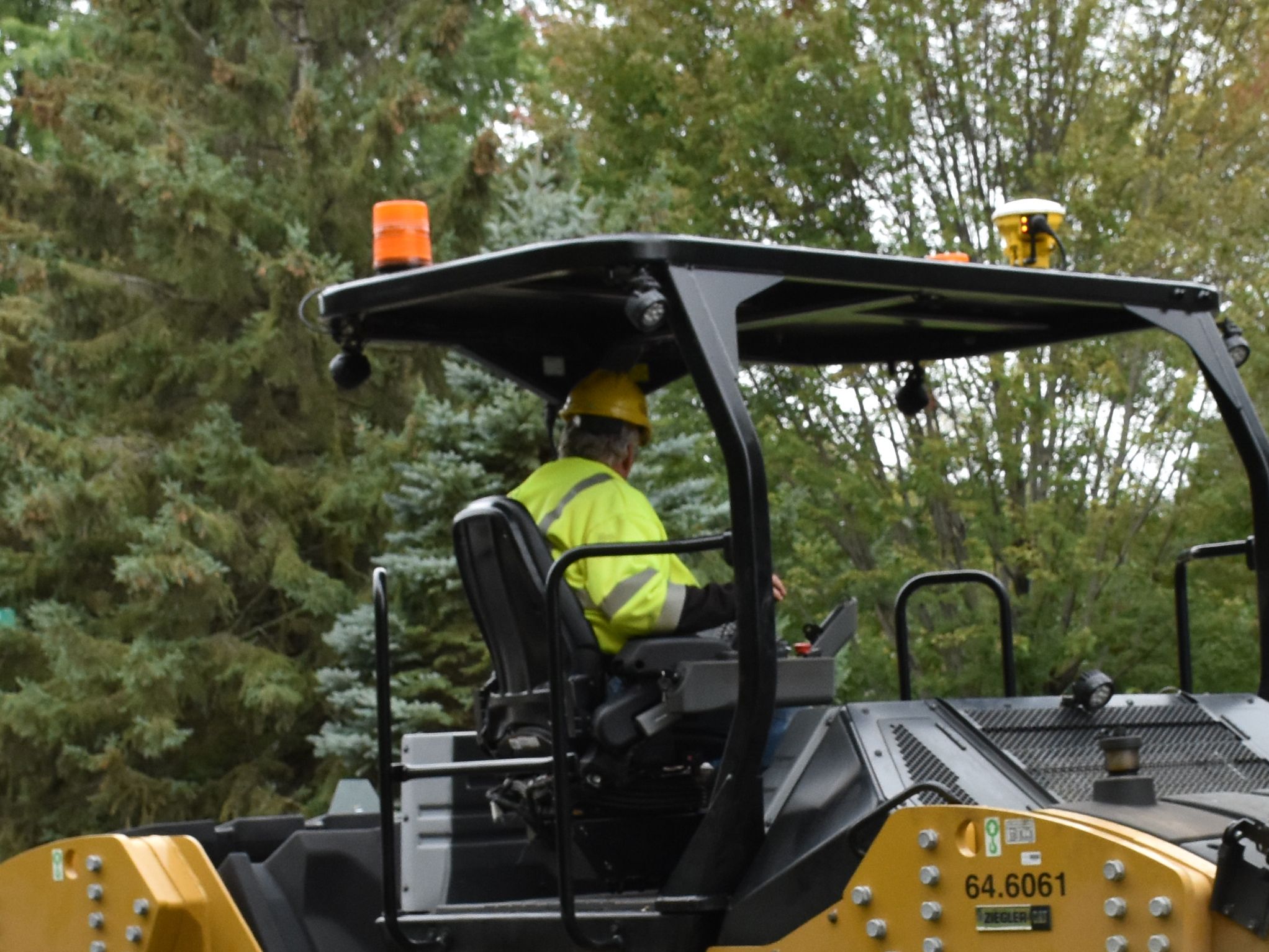 Pacu Kinerja dengan Jarak Pandang yang Ditingkatkan