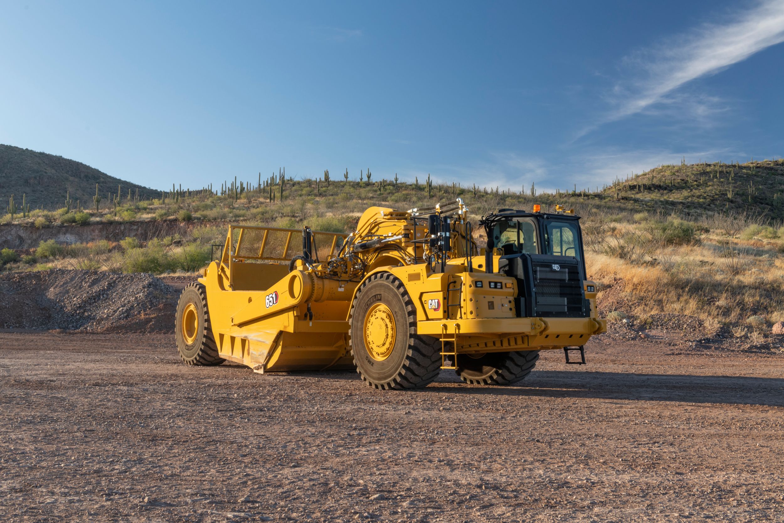 Скрепер Caterpillar 663