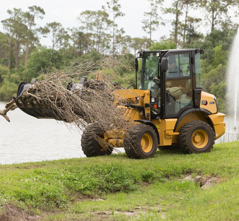 Compact Wheel Loader Landscaping