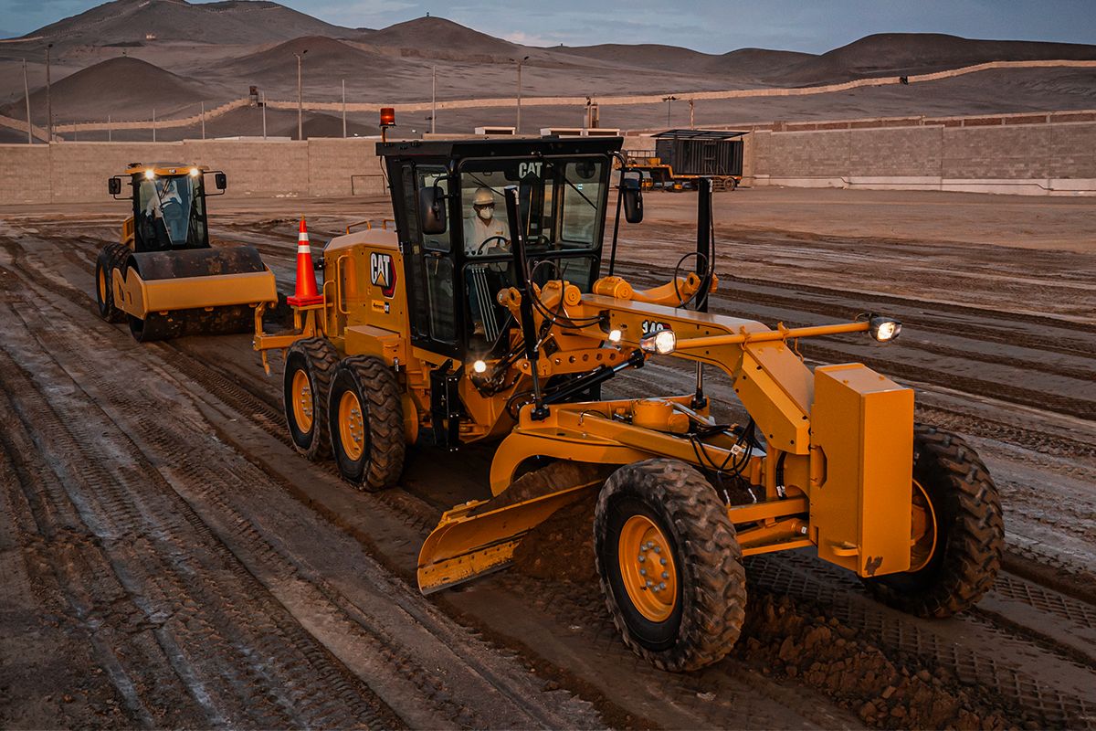 Motoniveladora 140 GC + Compactador CS11 GC