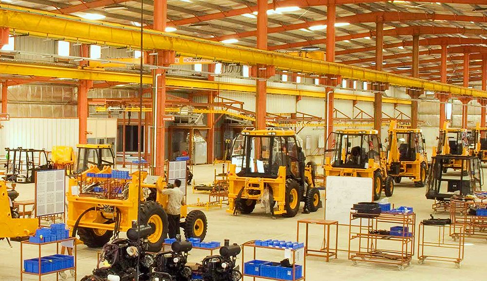Bull Machine backhoe loader production line