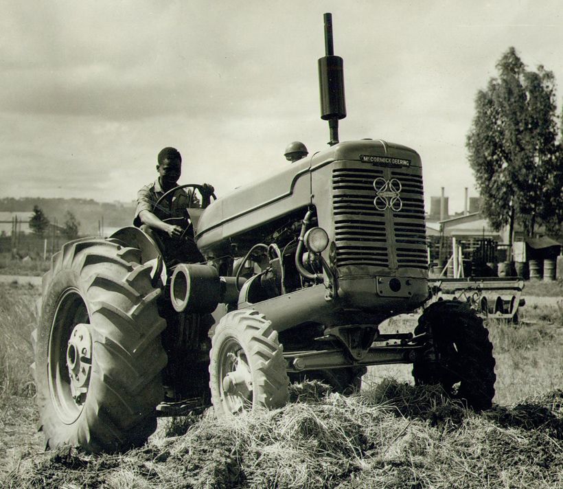 Heritage McCormick tractor p6 engine