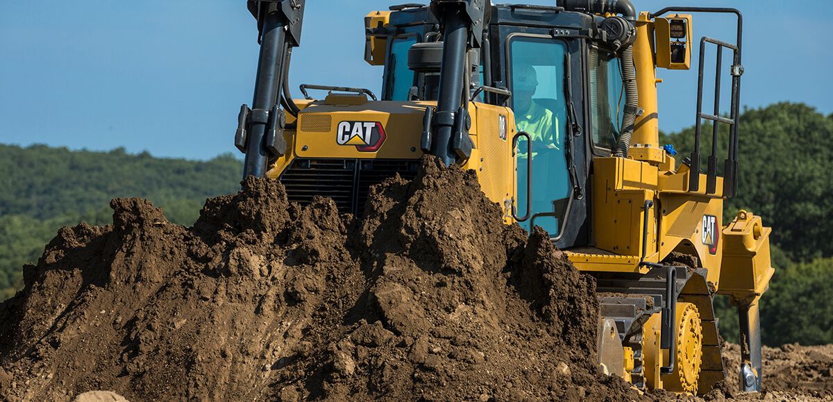 MEET THE FAMILY OF CAT® DOZERS