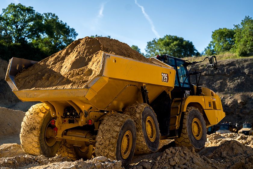 725 Three Axle Articulated Truck