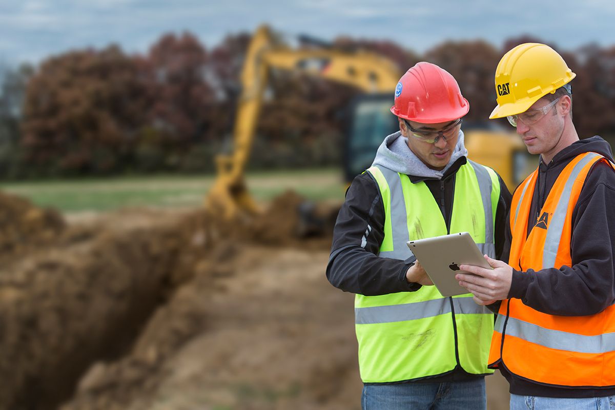 Cat Service on worksite