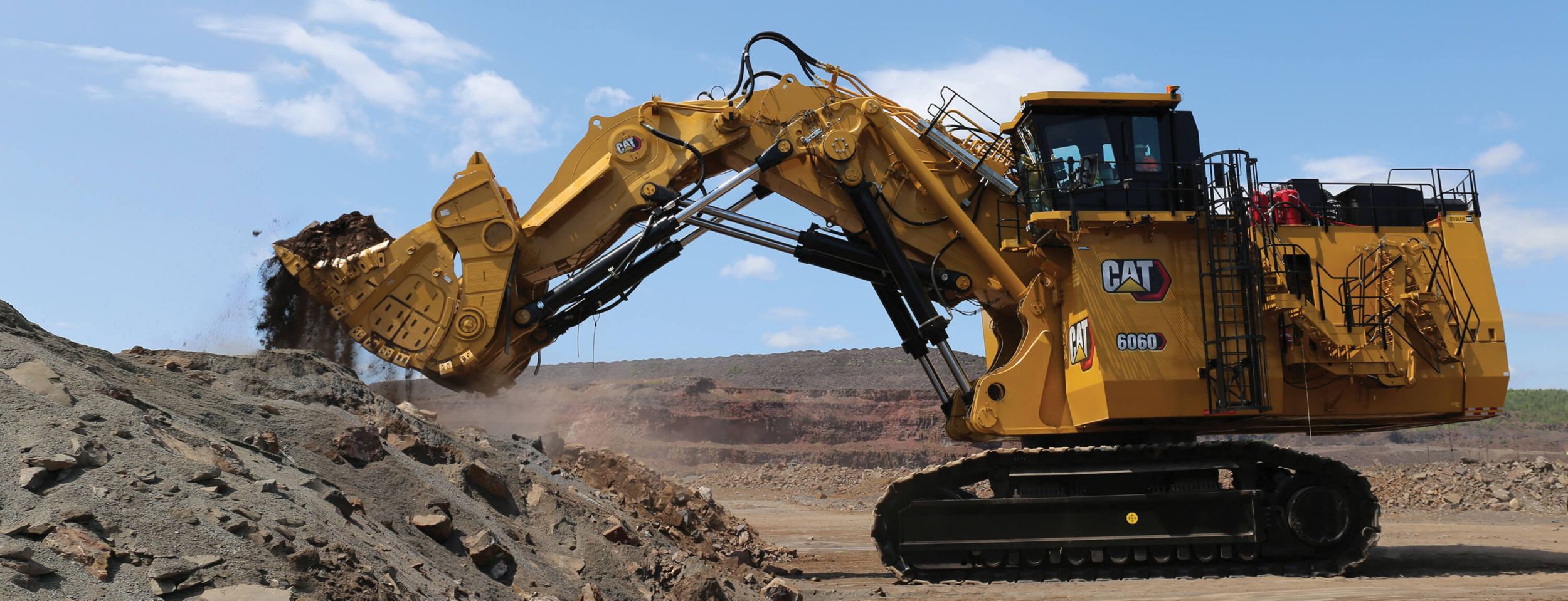Cat hydraulic mining shovel