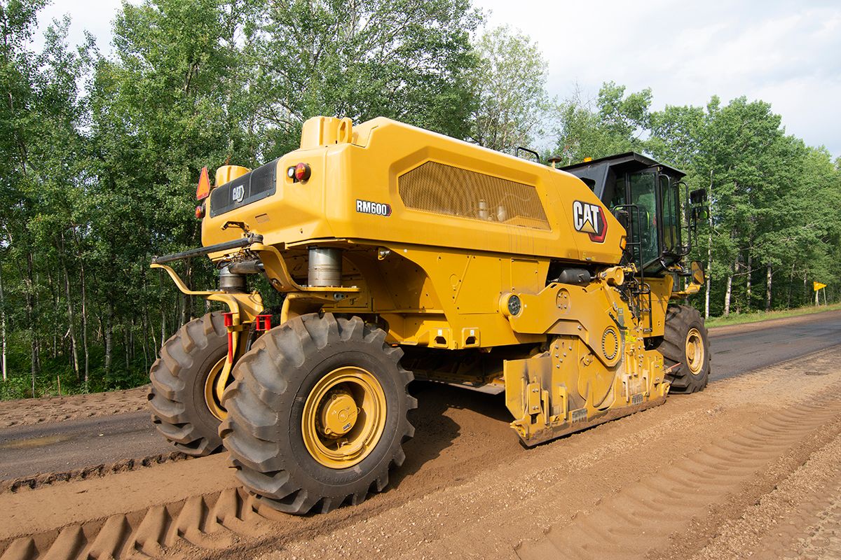 RM600 堆取料機/穩定器